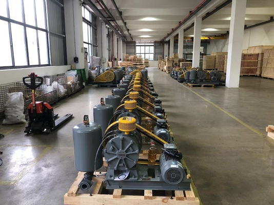 2.2KW DN40 HC-501S 일본어와 가진 회전하는 공기 물 처리 송풍기는 디자인합니다